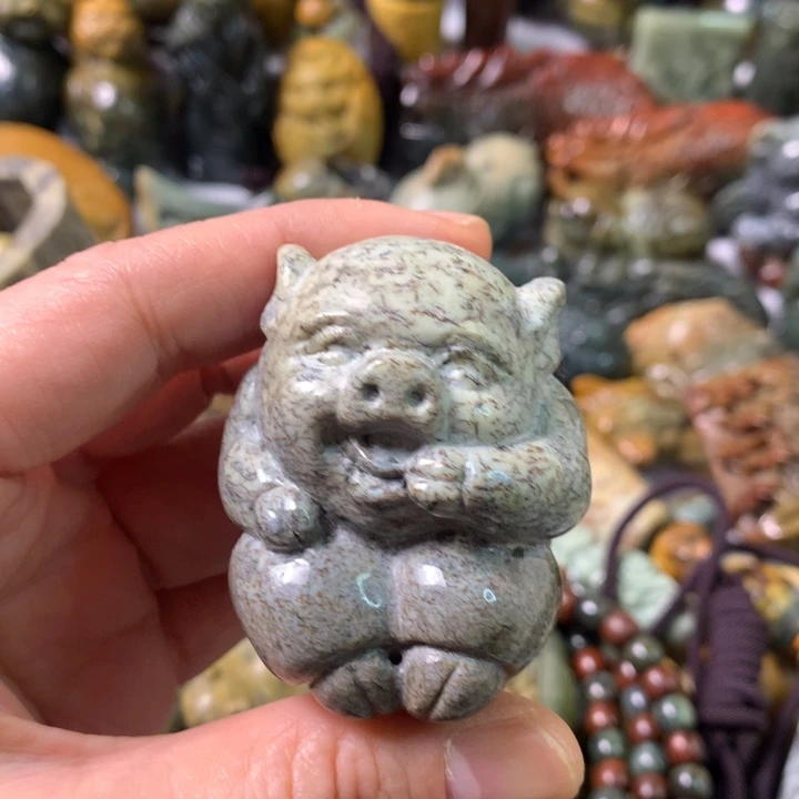 未镶嵌透闪石质玉挂件孙*东