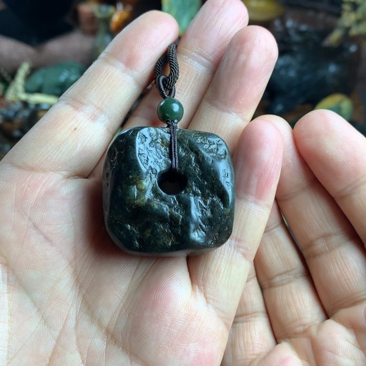 岫岩河磨玉（透闪石质玉）未镶嵌吊坠(赠链)