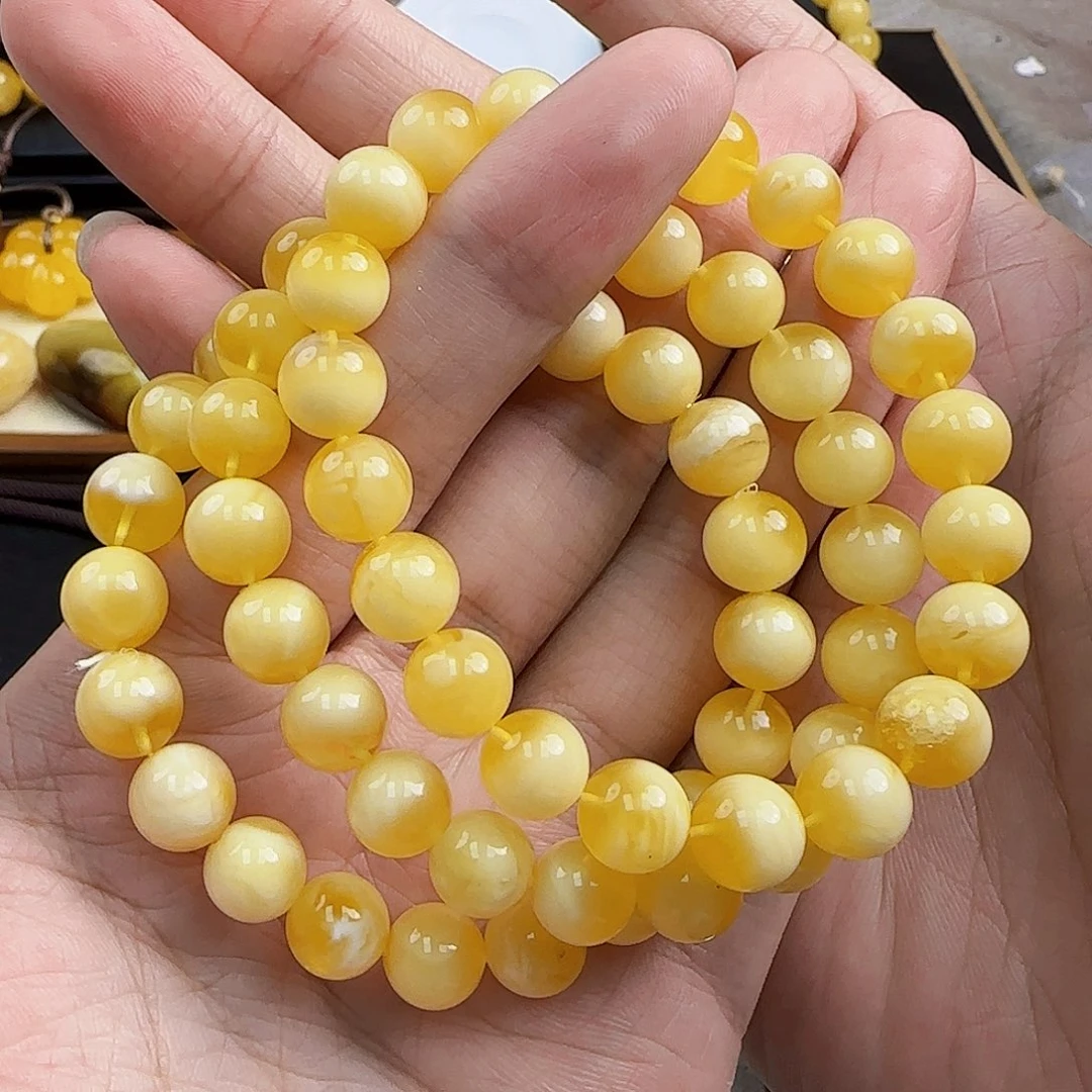 琥珀未镶嵌珠宝奇石多样性发其一