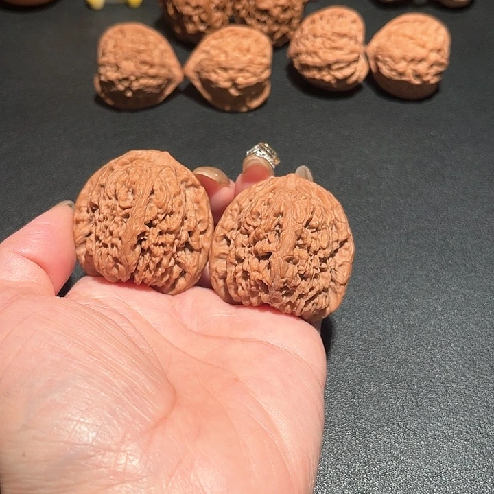 吊坠文玩核桃南疆