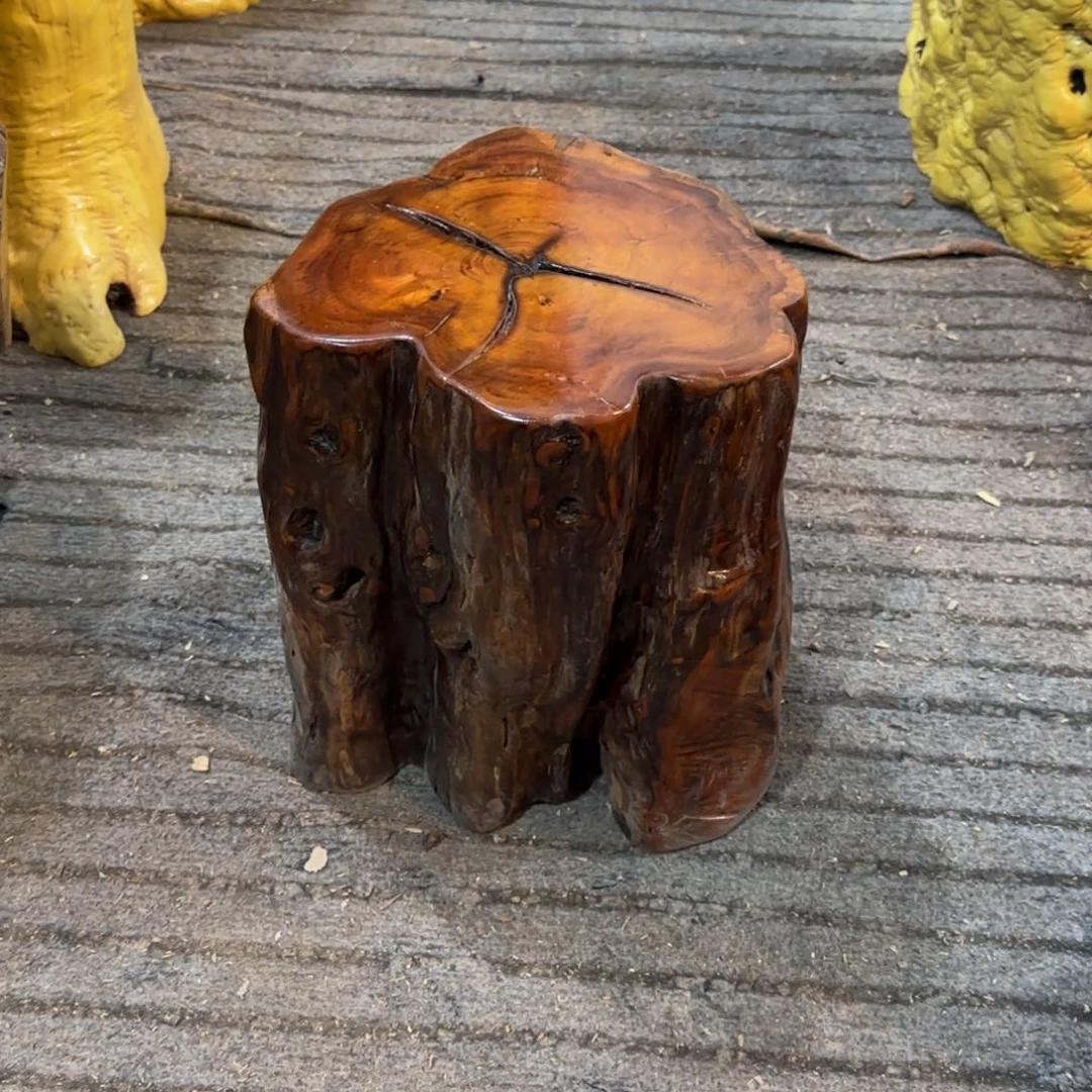 合***砂龙纹鸡心枣木手工艺品