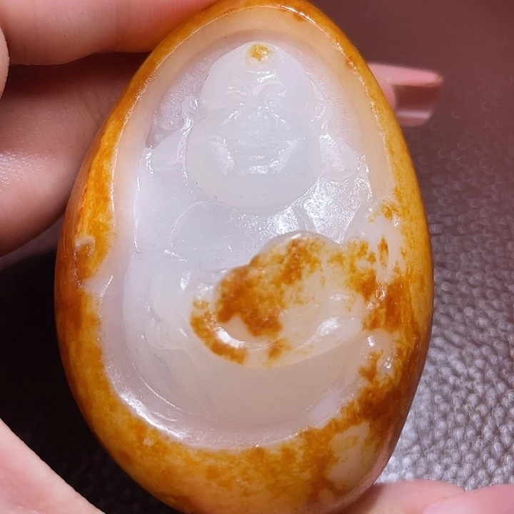 梵***鹃和田玉未镶嵌颈饰