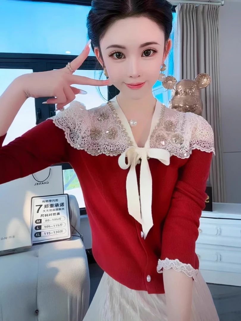 巨好看的秋季上衣女2025新款法式重工高级感烫钻蕾丝小香风针织衫