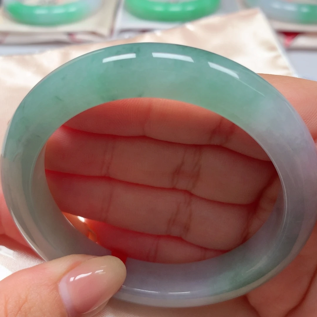 翡翠未镶嵌手镯20冰胶绿 飘花带紫