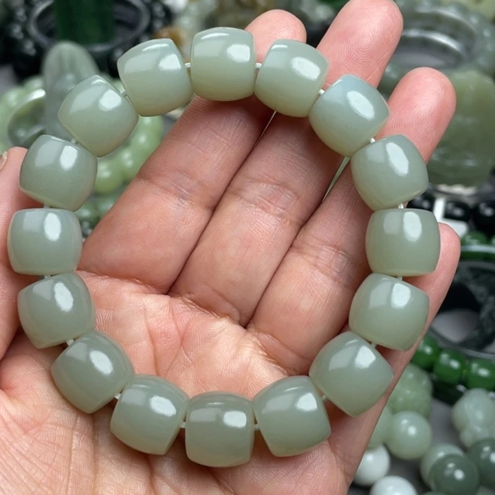 和田玉未镶嵌手串