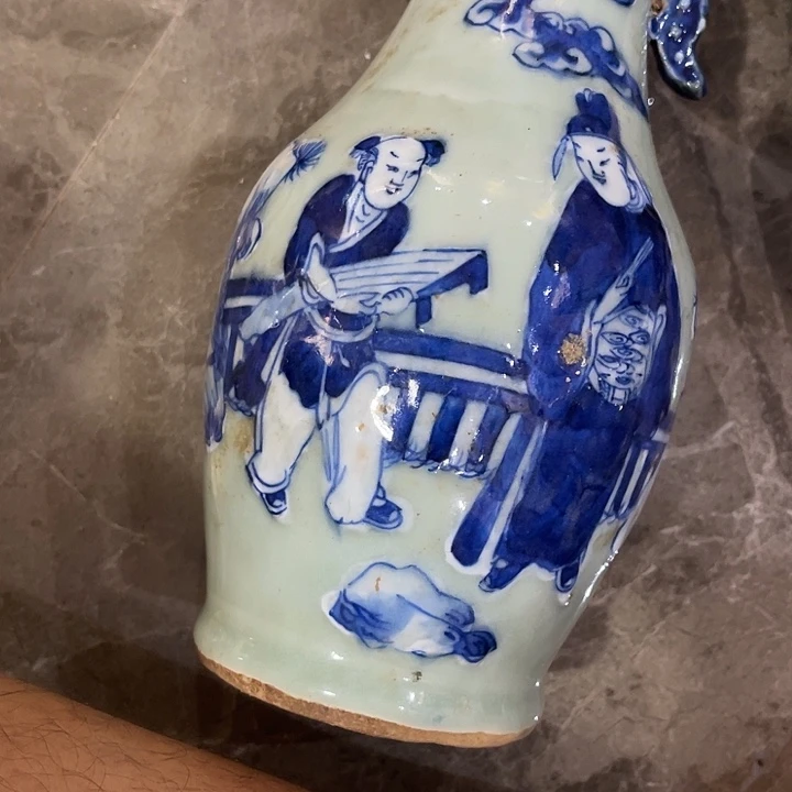 摆件髓*语青花人物花瓶有残了