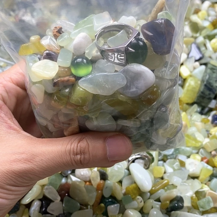 未镶嵌蛇纹石玉鱼缸石