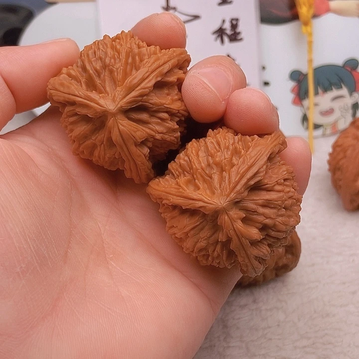 吊坠文玩核桃愣**唧三棱