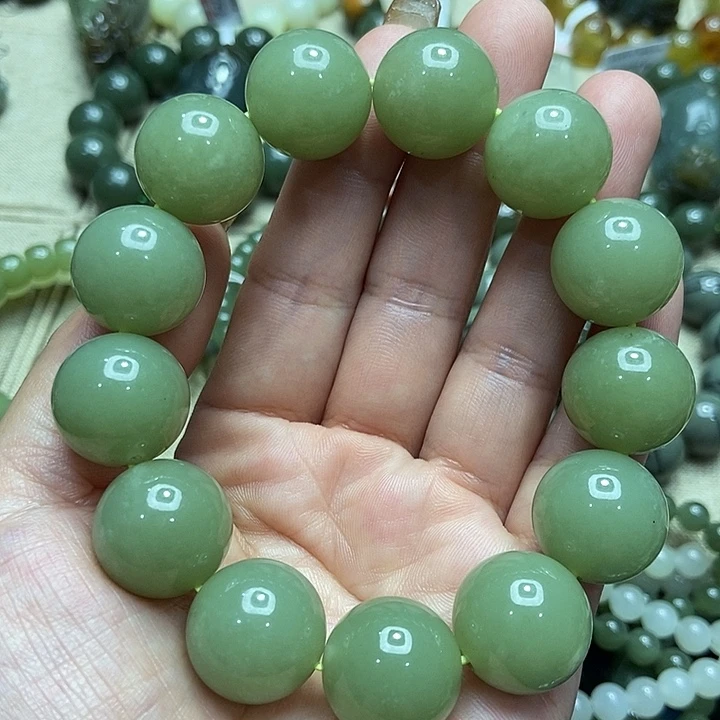 和田玉未镶嵌手链