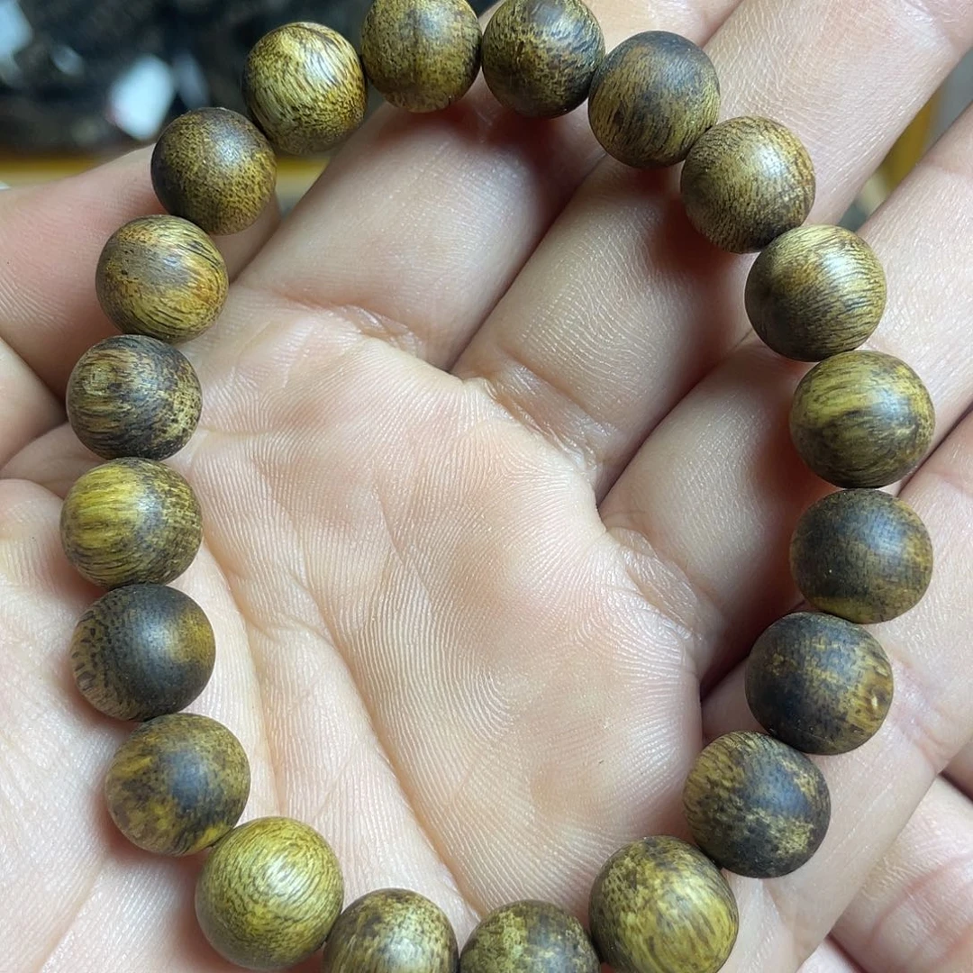 沉香碎屑沉香奇楠沉香单圈10毫米7克