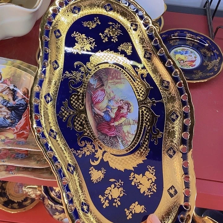 瓷片微瑕……………………………………