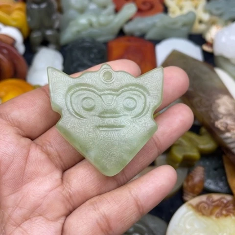 蛇纹石玉颈饰未镶嵌77