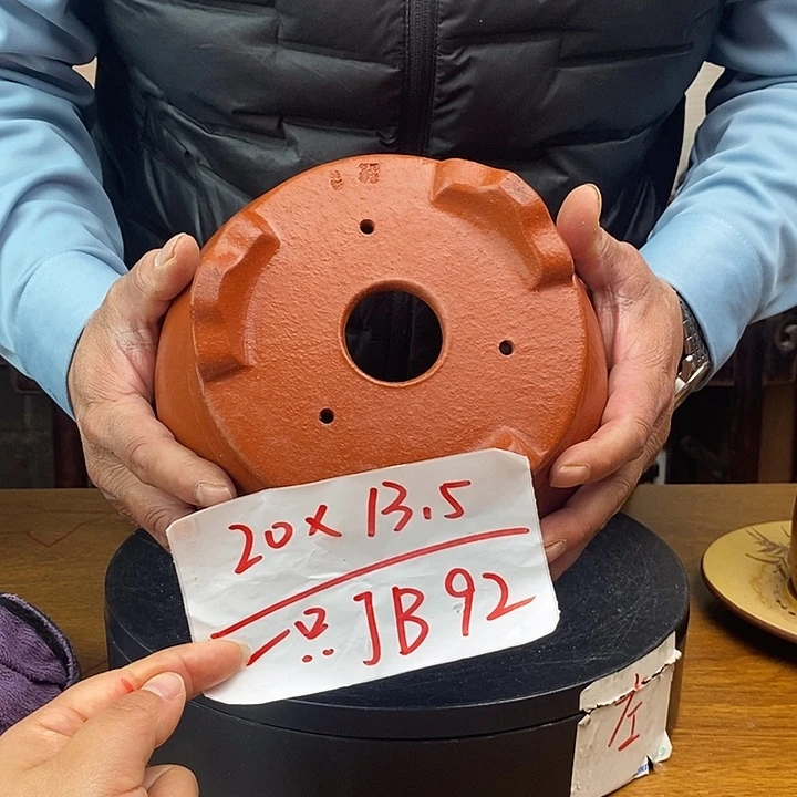 紫砂花盆货号一只JB92