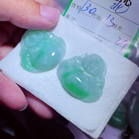 翡翠未镶嵌颈饰北****
