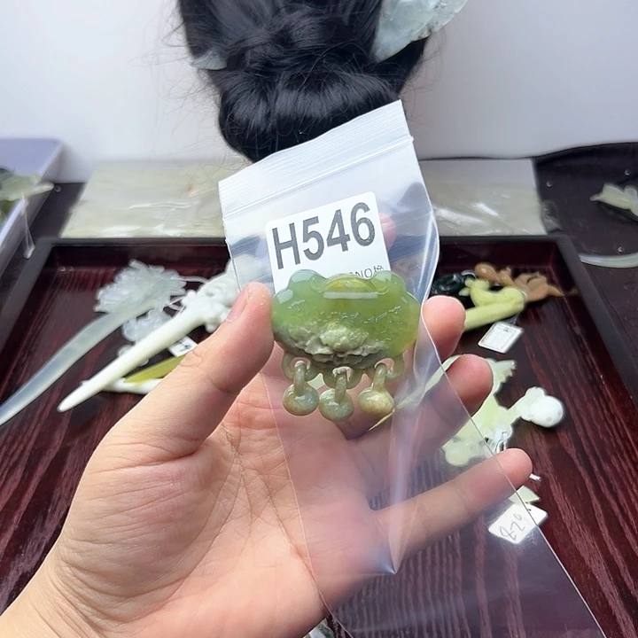 蛇纹石玉发饰合金古**庭