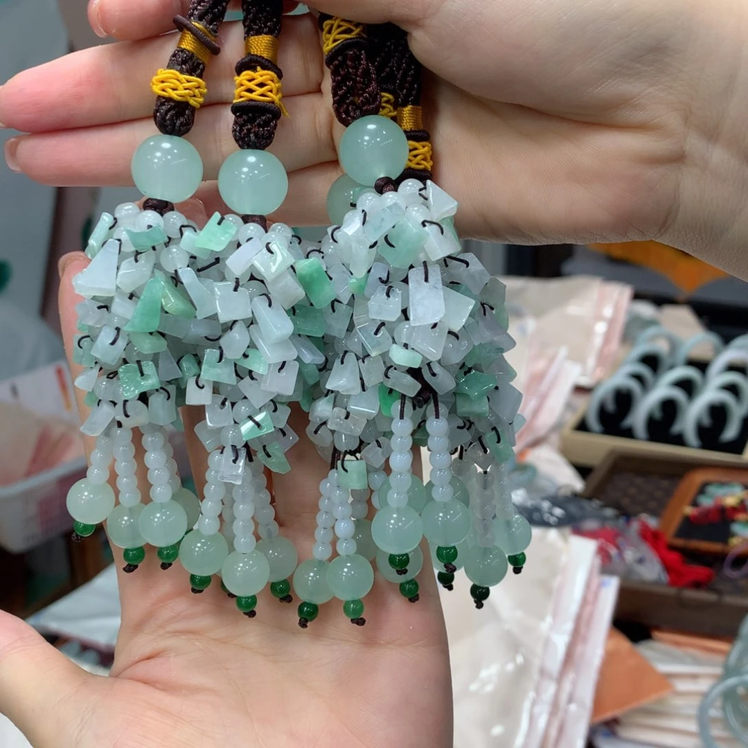 翡翠挂件未镶嵌多样性发1