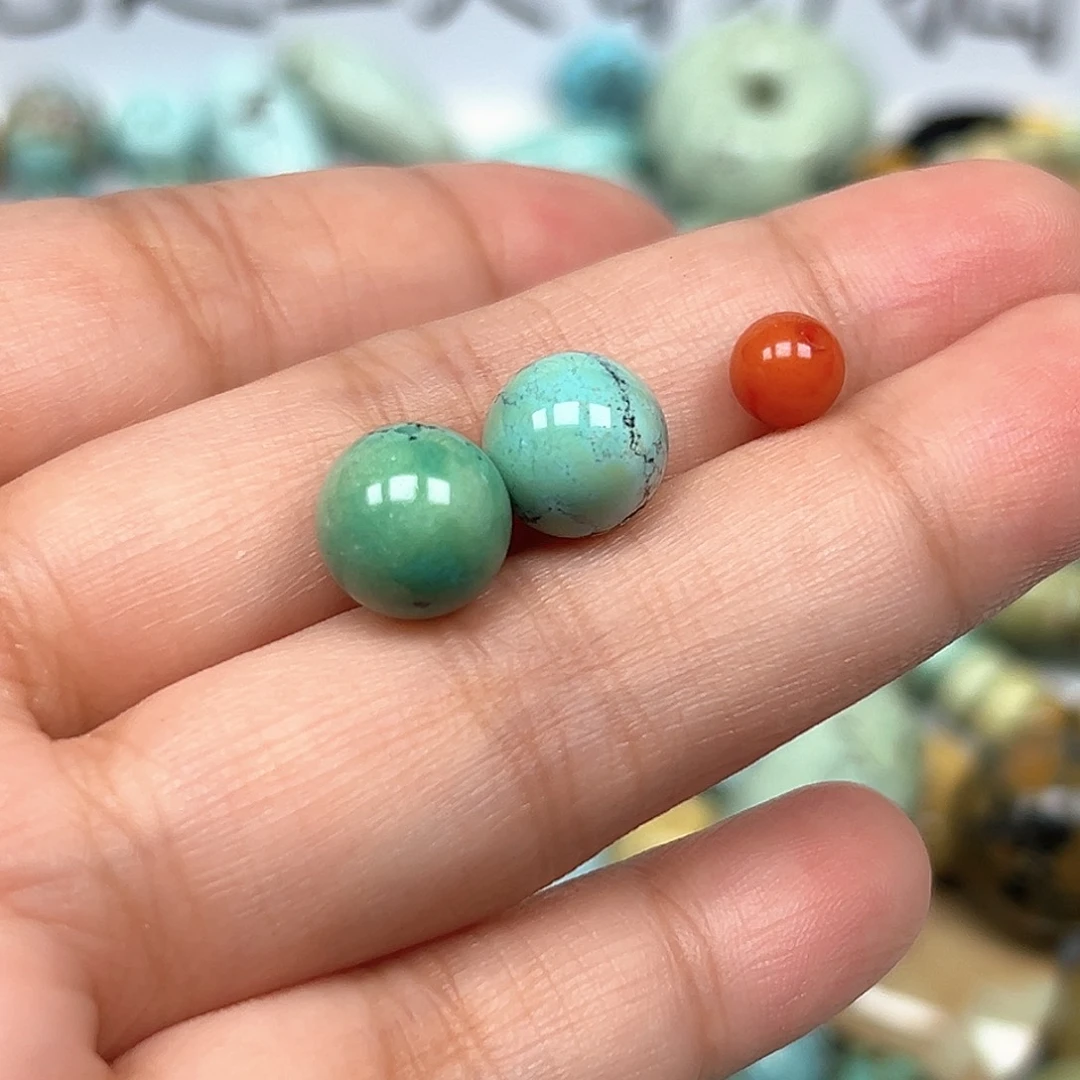 禄****南红玛瑙未镶嵌珠宝奇石