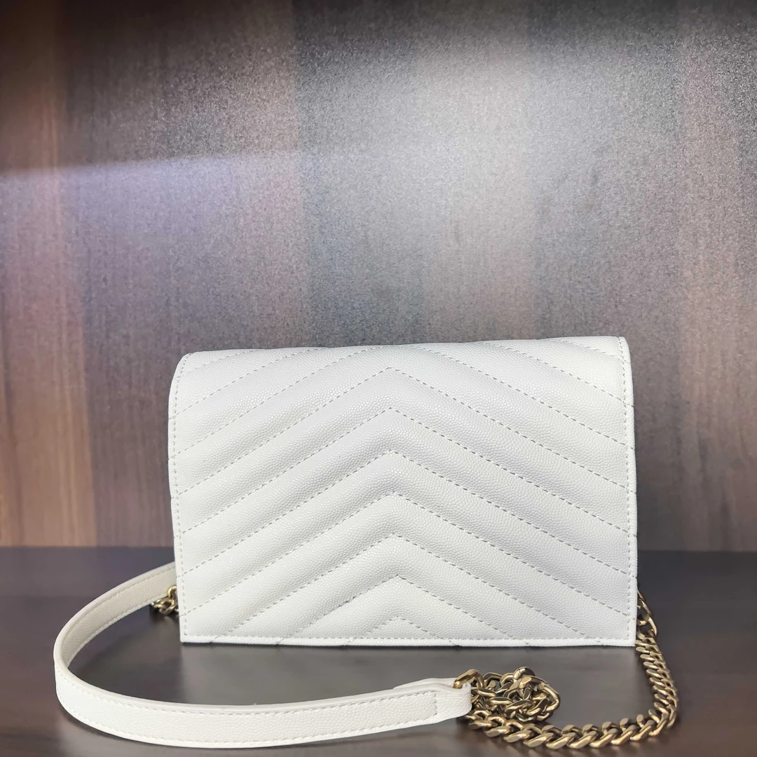 薇薇手工真皮包-白色-长19x高12-小信封阳A05