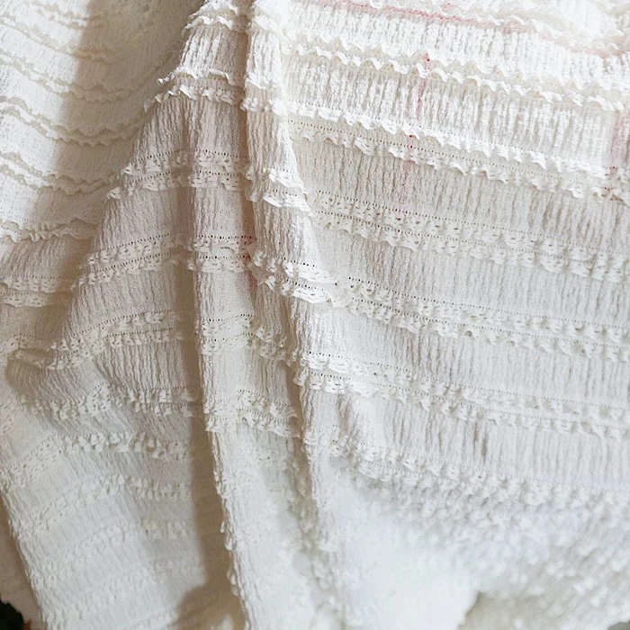 21 ins韩风 绝美少女米白泡泡仙女裙边蕾丝弹力针织服装面料3米价