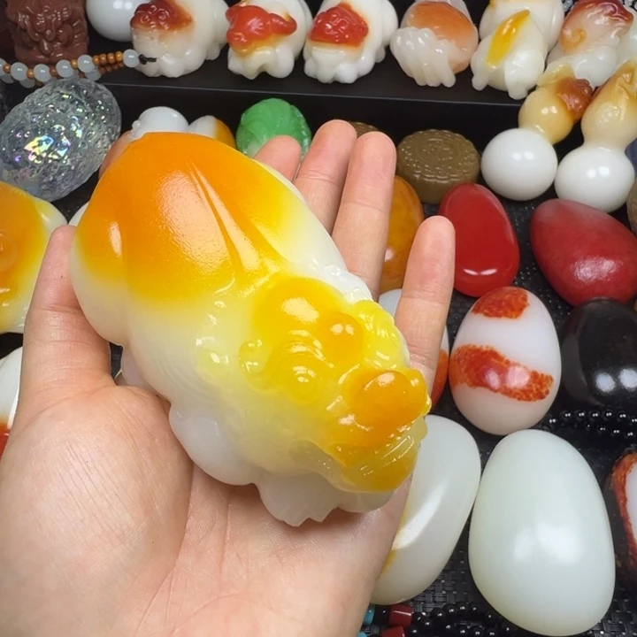 七***忆新疆戈壁五彩石js