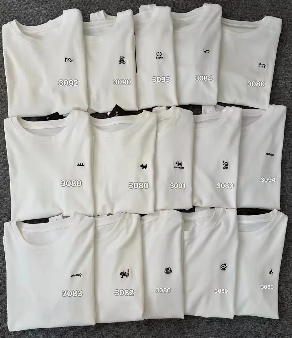 《秀秀精选》简约百搭白色刺绣T（图案随机）