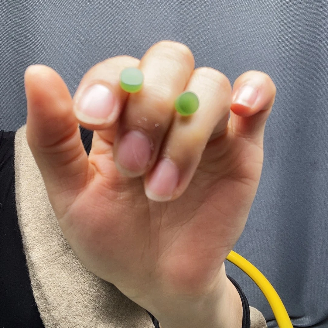 和田玉银S925镶嵌耳饰