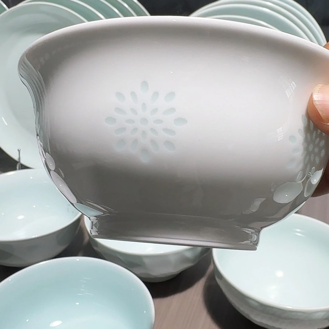 杯景德镇陶瓷白胎玲珑面碗2个