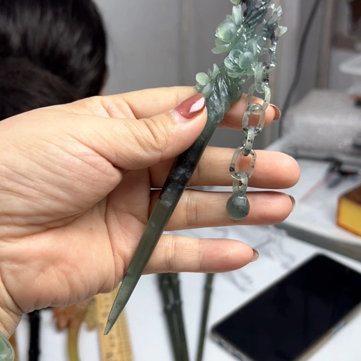 定制蛇纹石玉证*毛货发饰