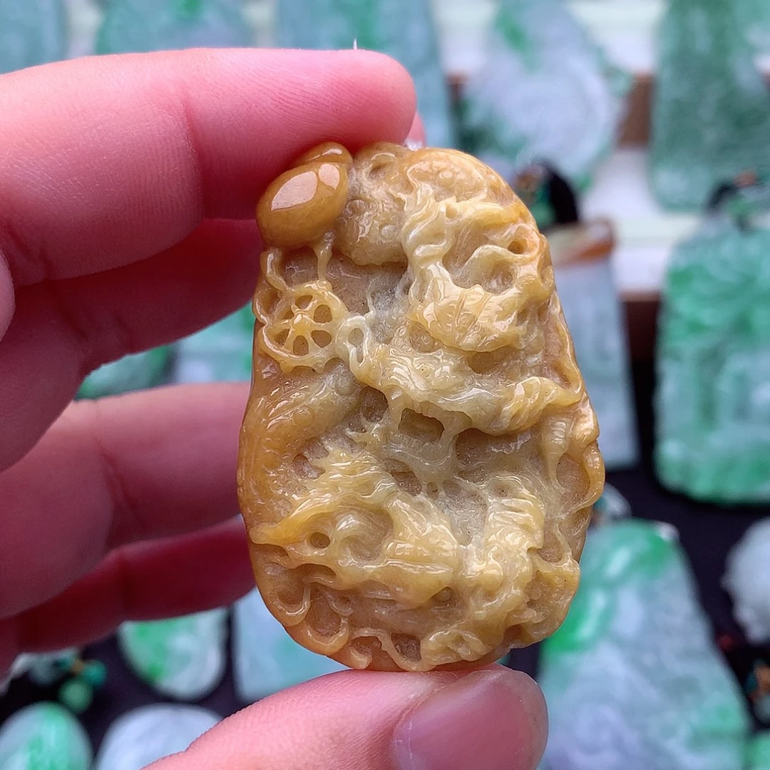 吊坠(不含链)未镶嵌翡翠
