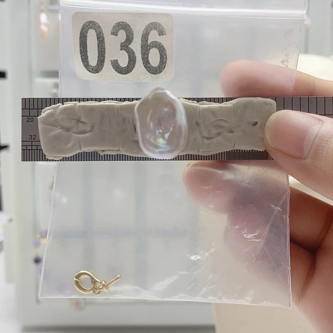 淡水珍珠颈饰合金
