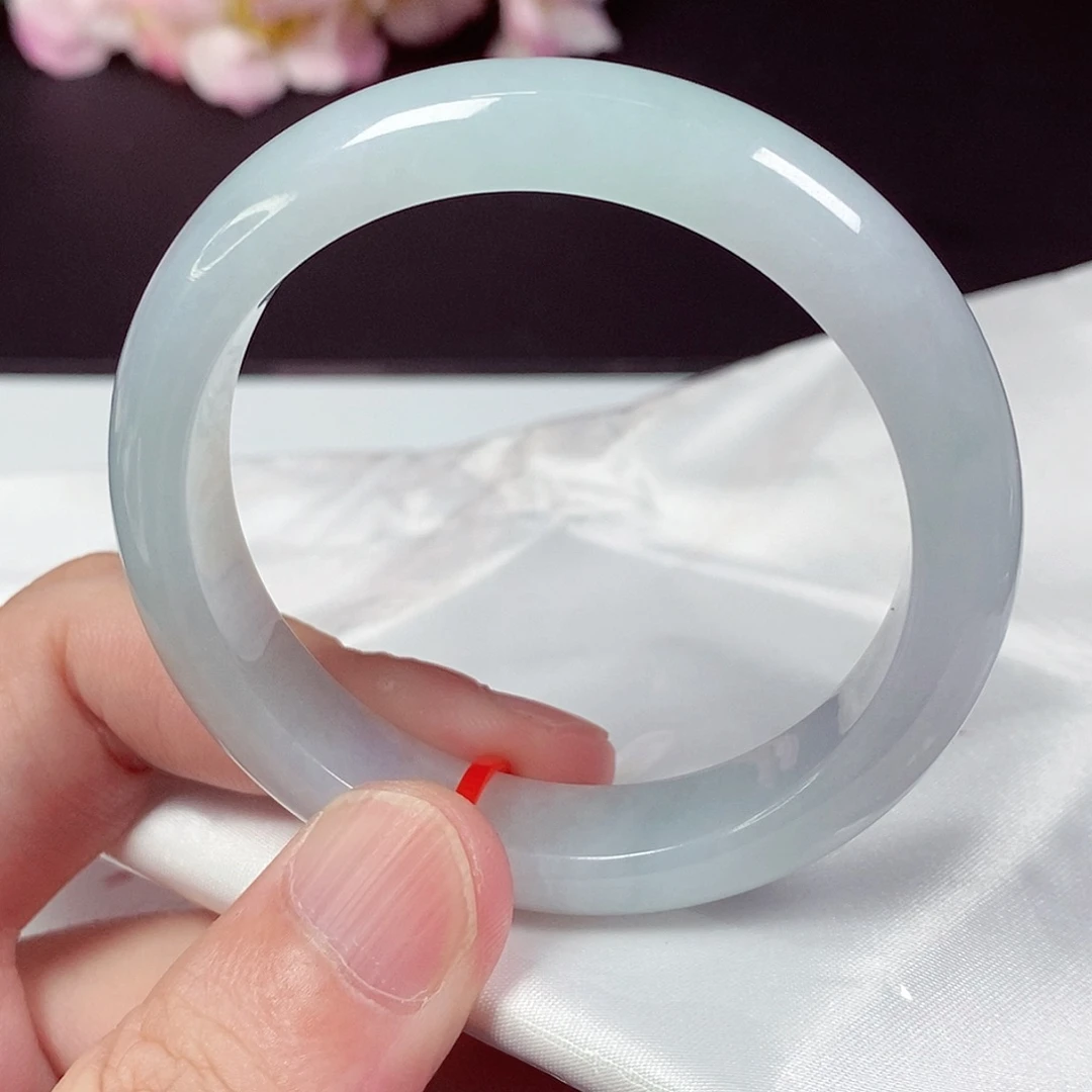 翡翠未镶嵌手镯52.5圈