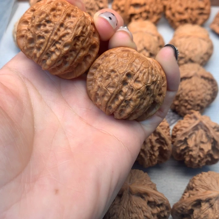 文玩核桃把件血麒麟39