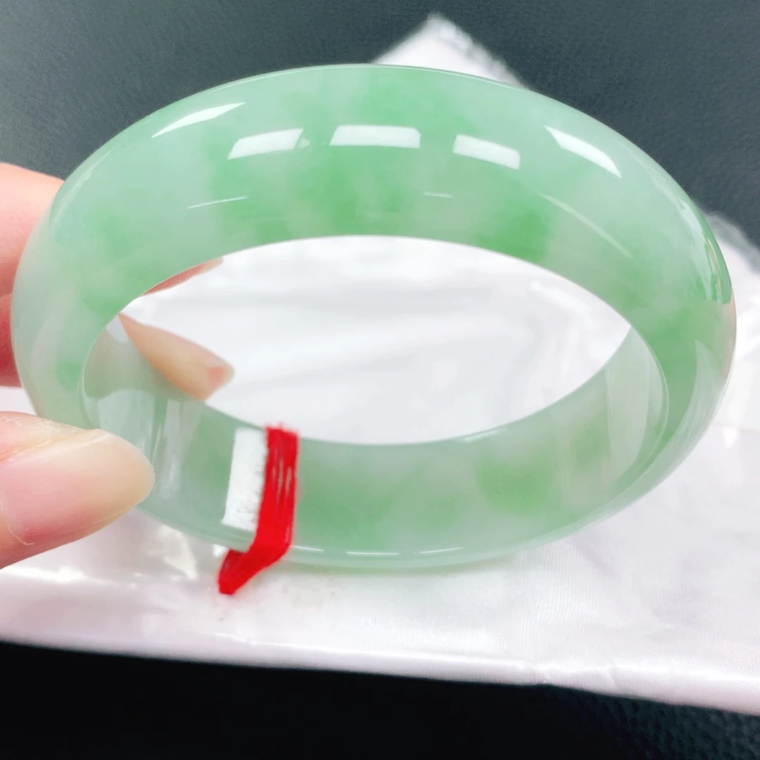 未镶嵌手镯翡翠58圈