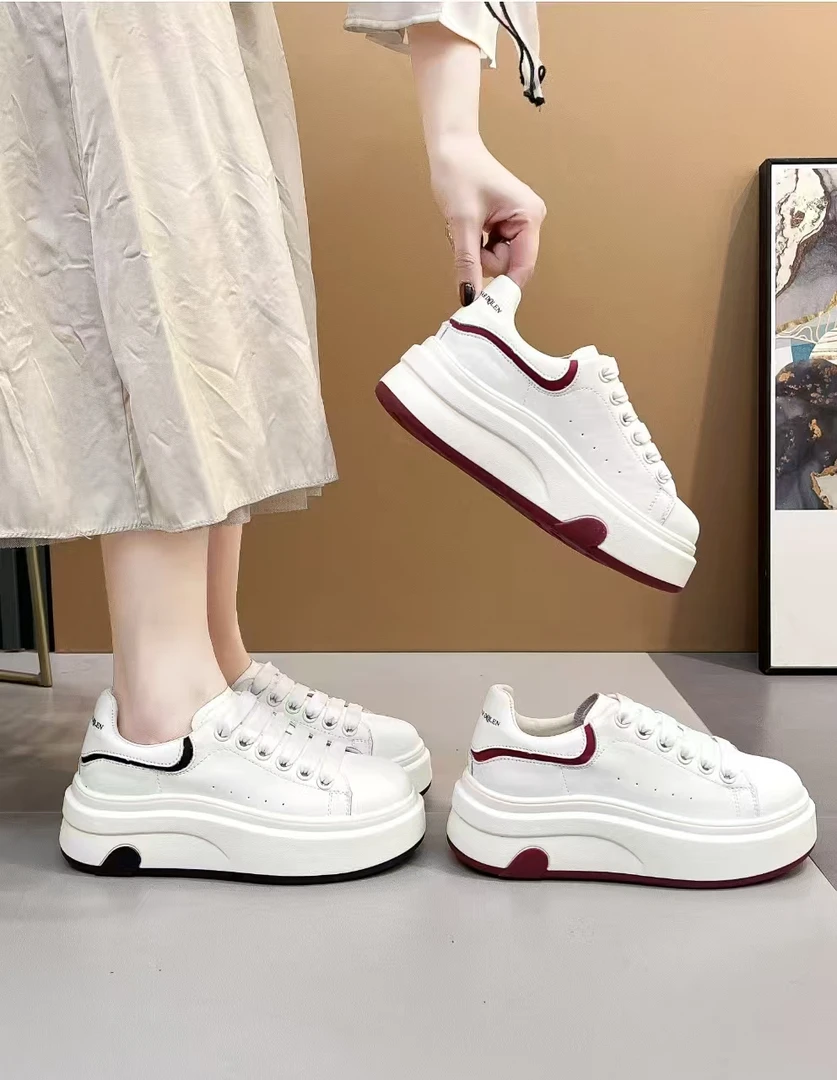 （现货）秋季网红休闲鞋四季小白鞋板鞋学生春秋8819