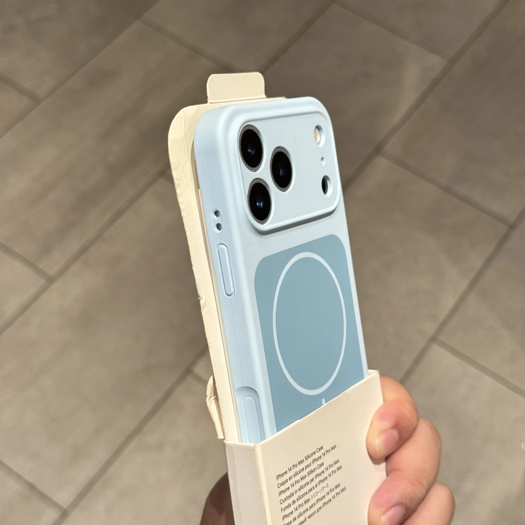 液态硅胶全包适用苹果17手机壳磁吸iPhone16Promax软壳15防摔简约