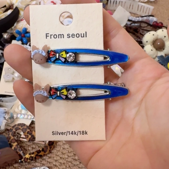 皮质铁合金蓝色兔子对夹