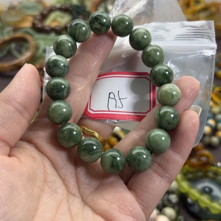 蛇纹石玉未镶嵌手链