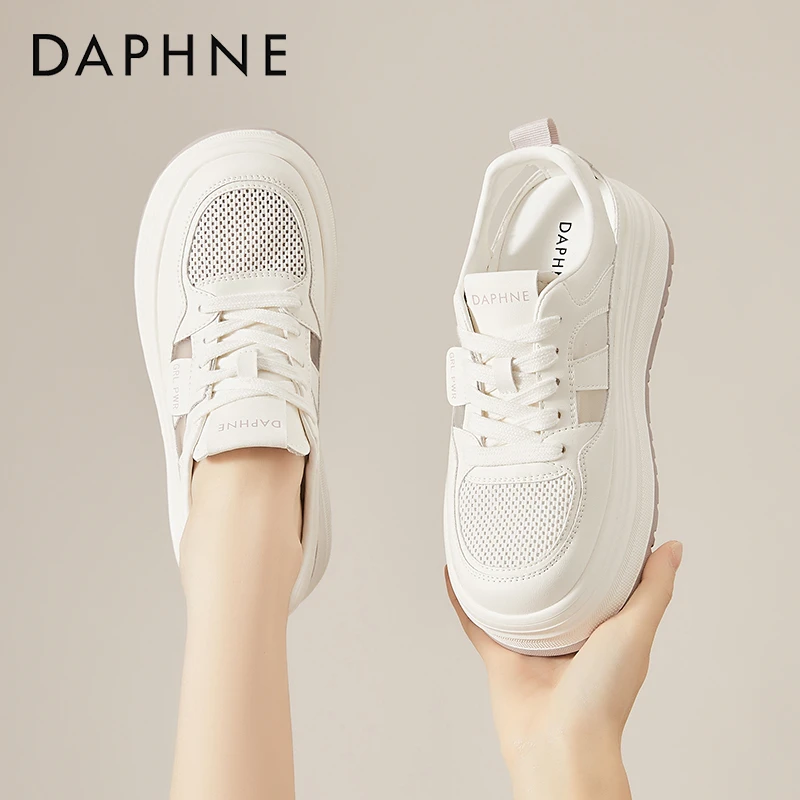 达芙妮厚底小白鞋女款2025新款爆款网面透气休闲板鞋增高运动凉鞋