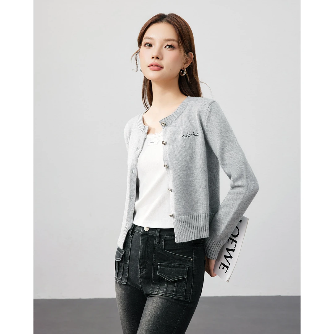 IEF/爱依服2025秋冬新款【DNA系列】刺绣短款外套百搭毛针织开衫