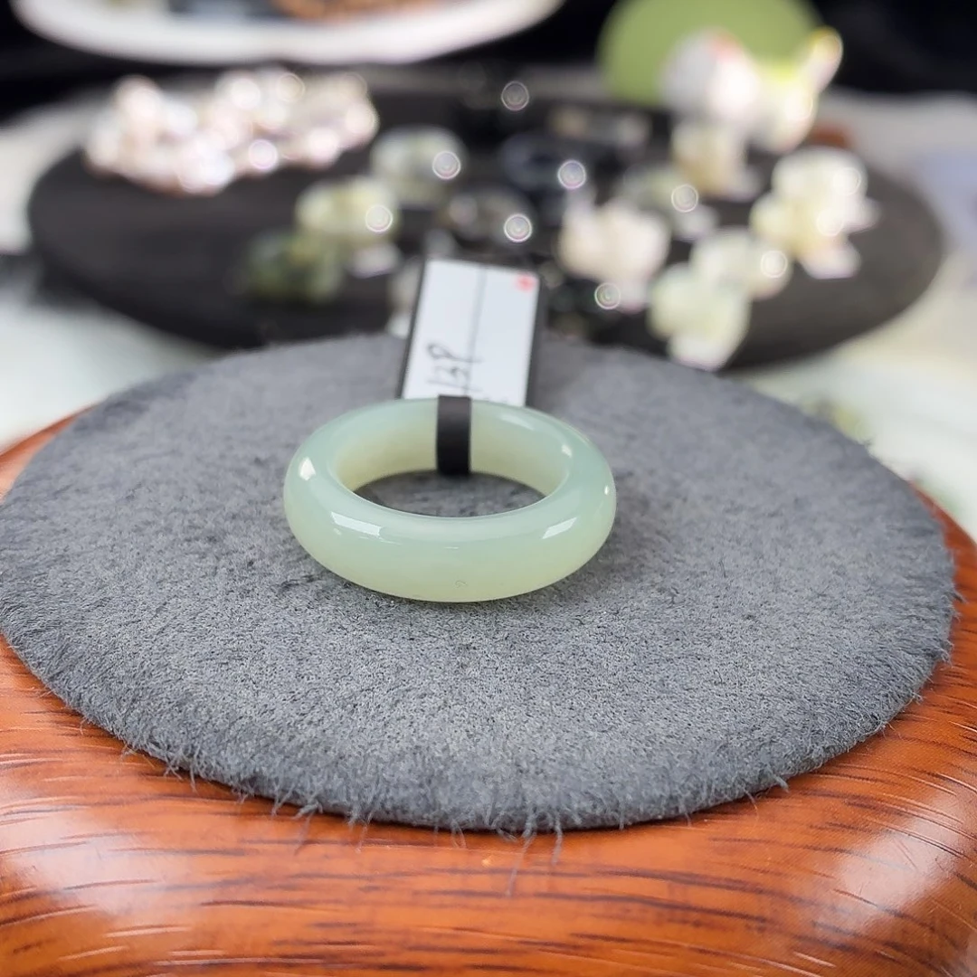 和田玉未镶嵌戒指b186青泥鳅背18.1不退换