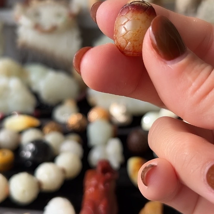 和田玉（糖玉）未镶嵌颈饰哈哈哈哈哈哈哈哈哈哈哈哈