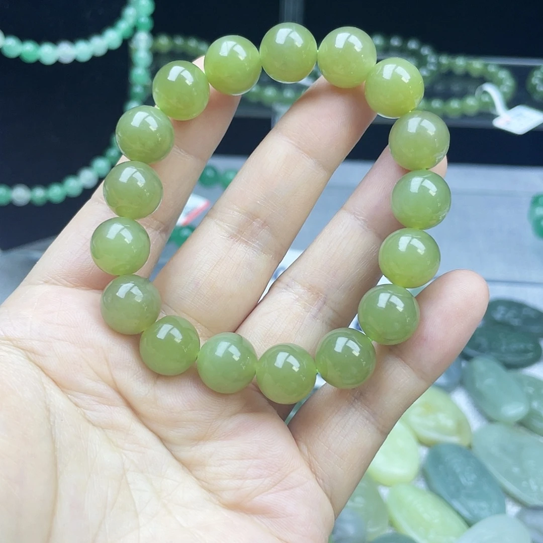 和田玉未镶嵌手串