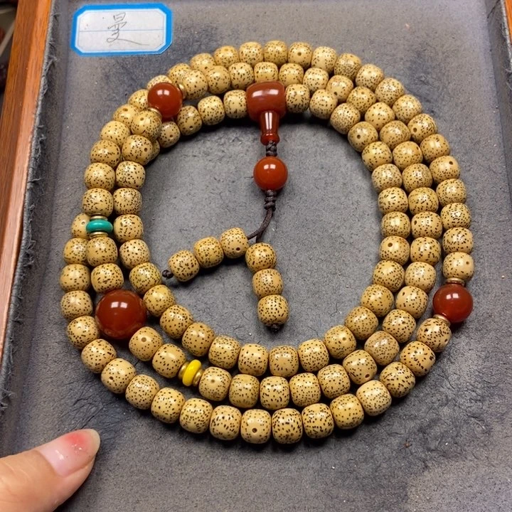 星月菩提吊坠菩提