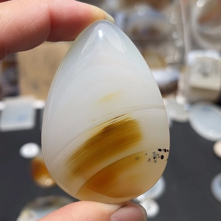 玛瑙/玉髓未镶嵌颈饰