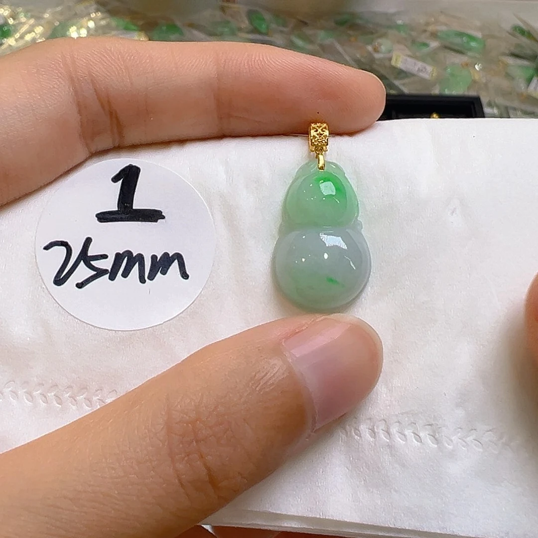 翡翠18K金镶嵌吊坠(不含链)我