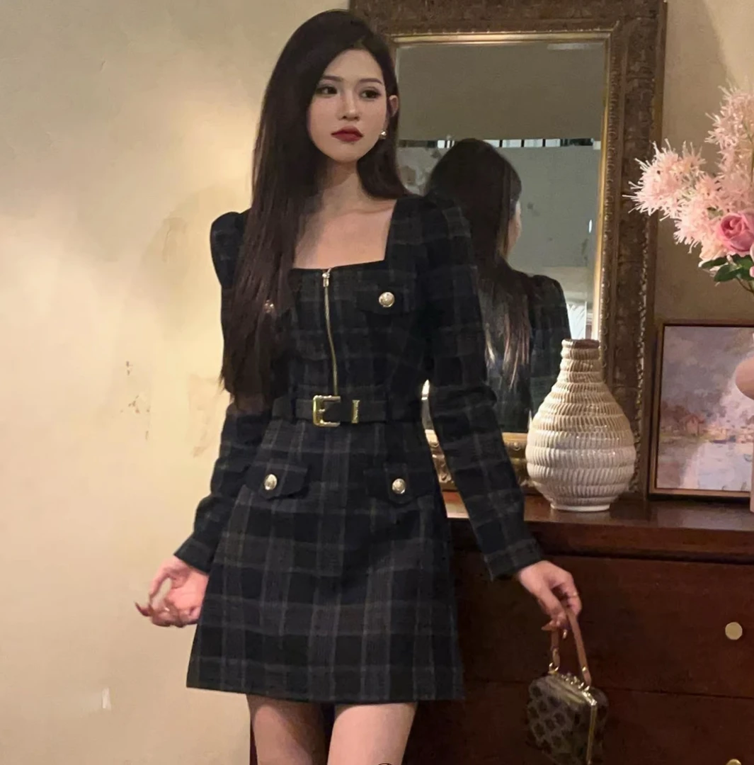 5670法式漂亮冷淡系长袖连衣裙秋季新款时尚小个子气质高级感短裙