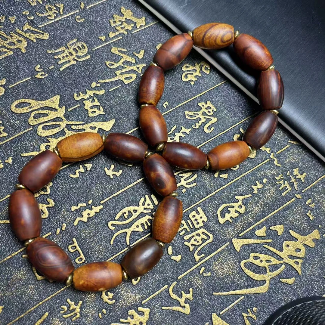 S7020-卡14x20左右-老包浆老型珠玛瑙手串-多样性发其一