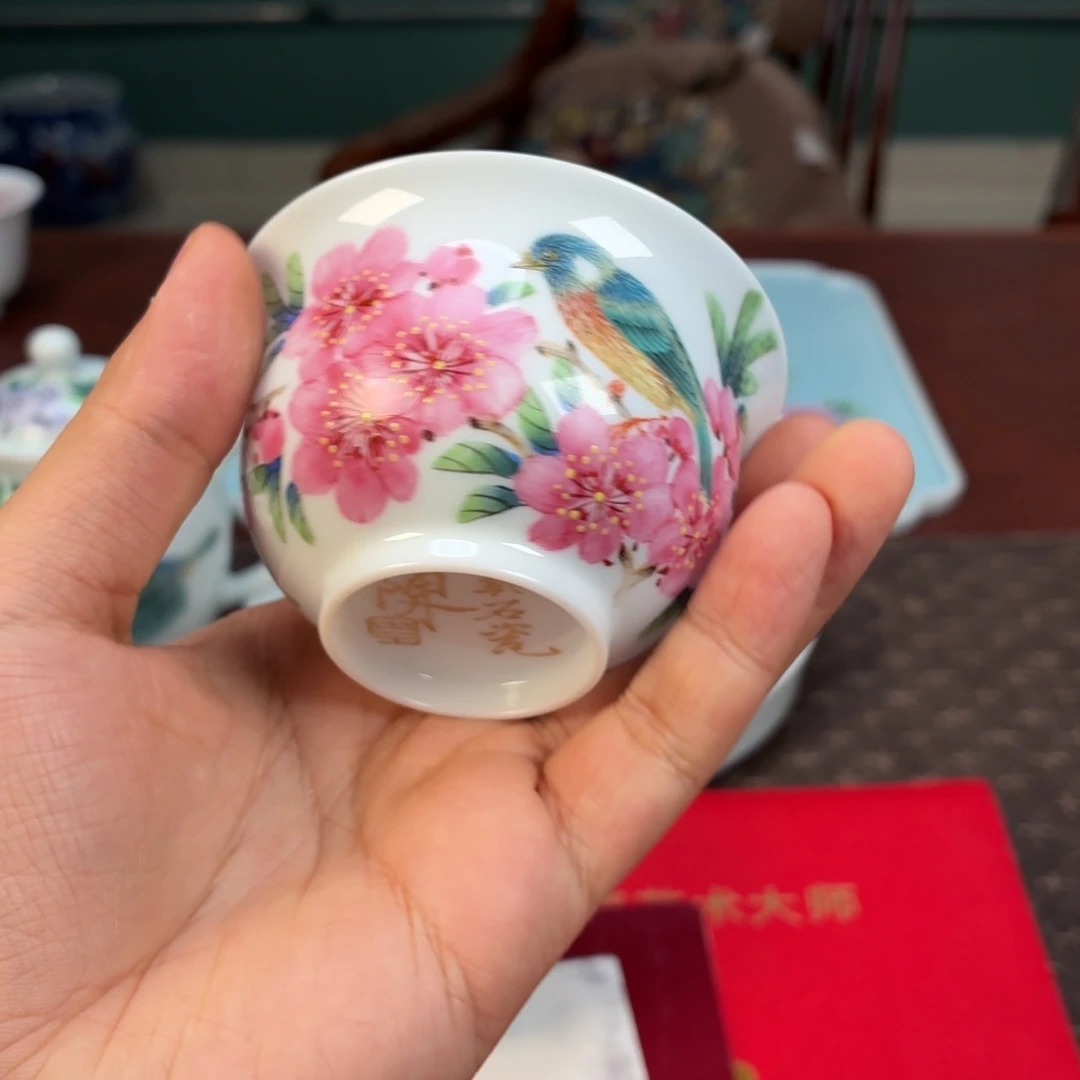 瓷杯子瓷姑娘景德镇陶瓷艺术