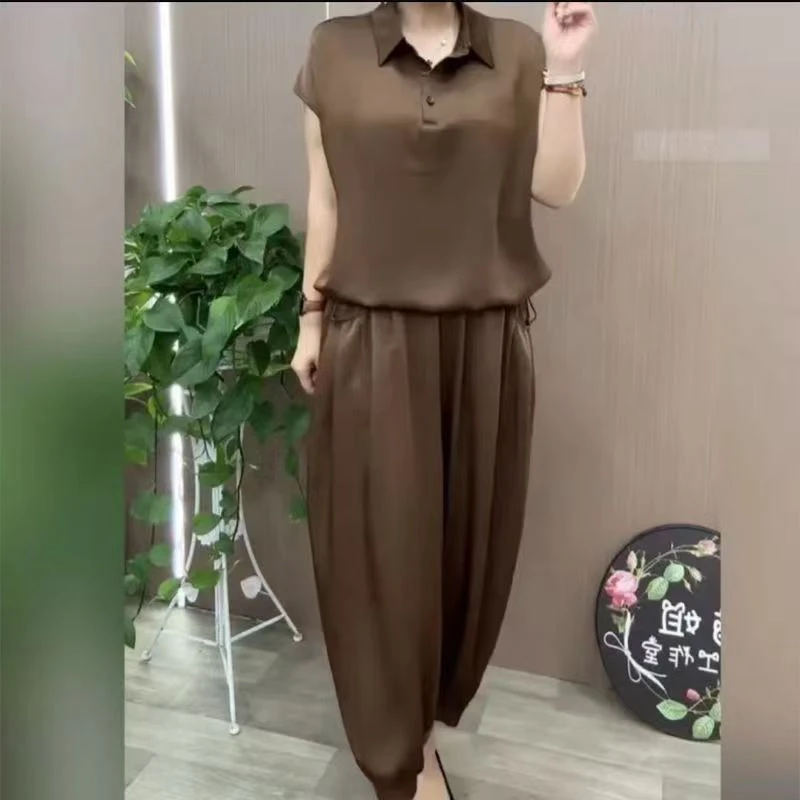 2025减龄时尚套装夏季新款洋气休闲暗纹提花显瘦两件套宽松妈妈装
