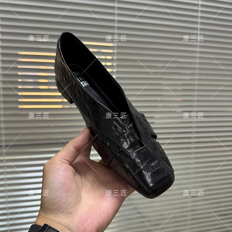 3cm/羊皮/真皮粗跟单鞋女时尚皱感方头女鞋中跟百搭法式复古鞋子